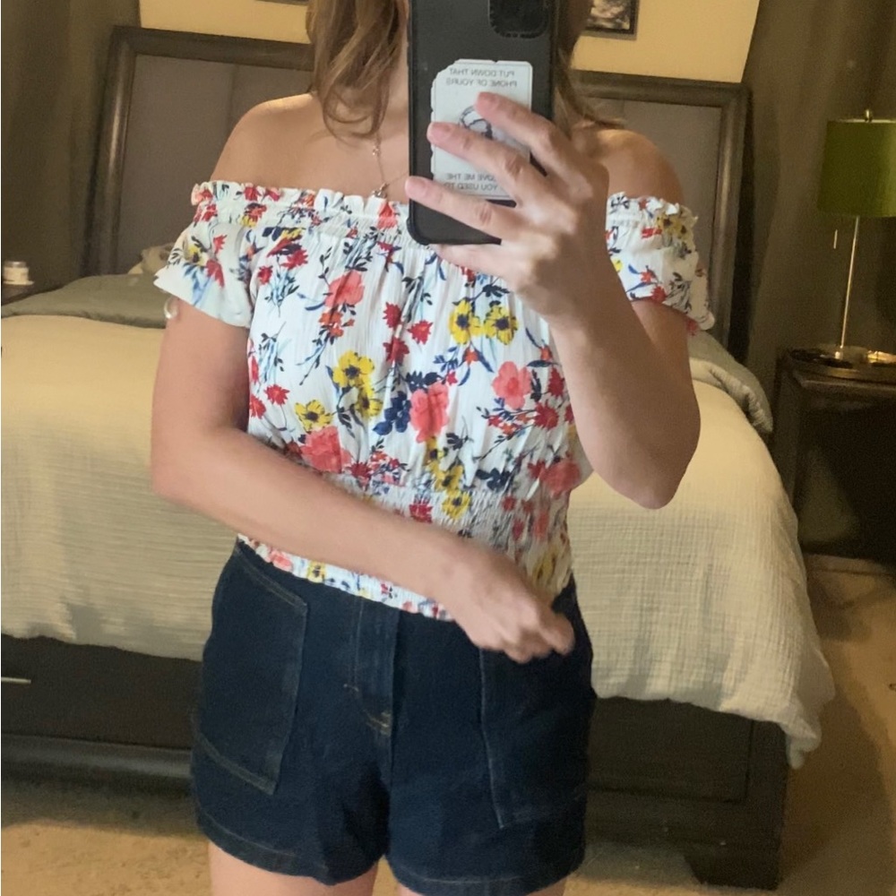 Off the shoulder floral summer top